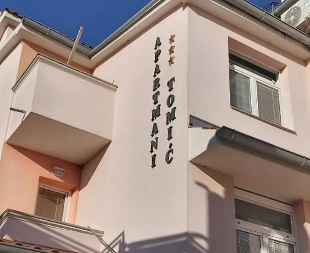 Tomic * Biograd Na Moru