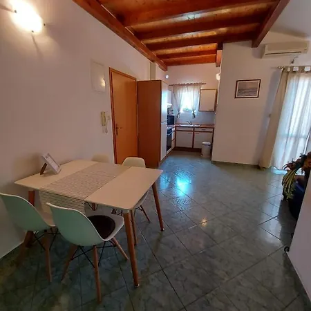 Apartment Tomic
