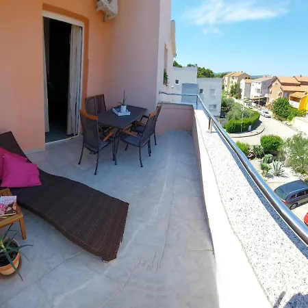 Tomic Apartment Biograd Na Moru