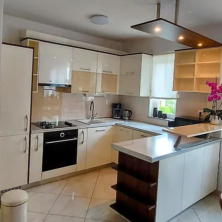 Tomic * Biograd na Moru