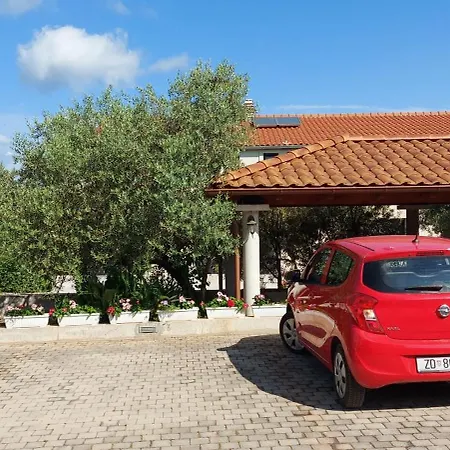 Apartment Tomic Biograd Na Moru