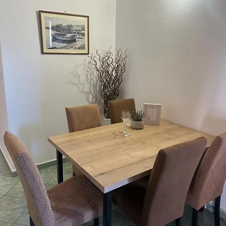 Tomic Apartment