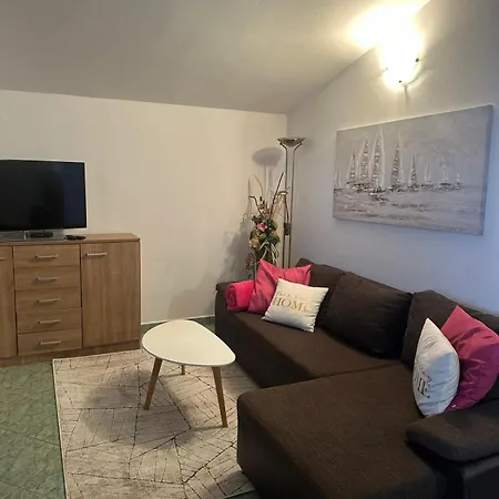 Apartment Tomic