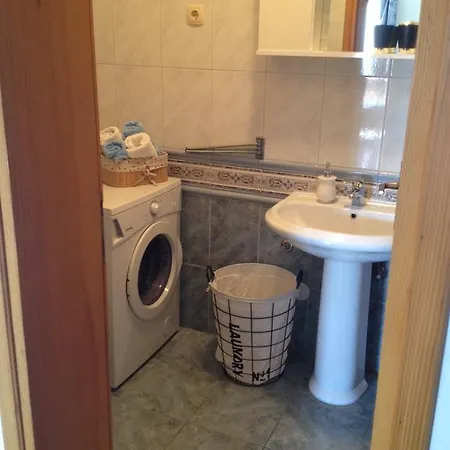 Tomic Biograd na Moru