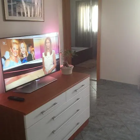 Tomic * Biograd na Moru