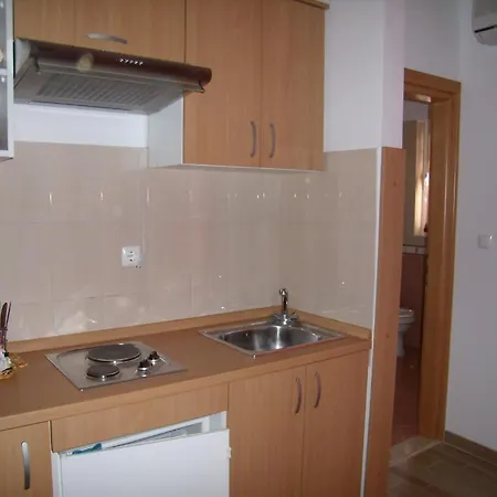 Tomic Apartment *