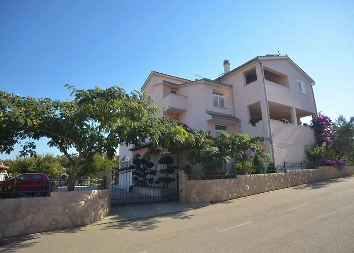Apartman Tomic *